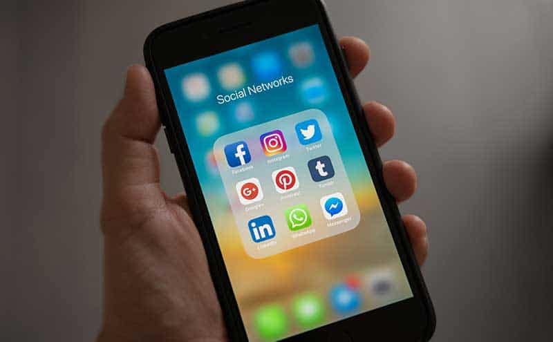 Online Marketing 2 Facebook Marketing